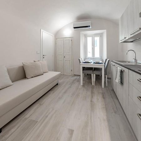 Appartamento H11 Piccola Perla A Un Passo Dal Mare Santo Stefano al Mare Esterno foto